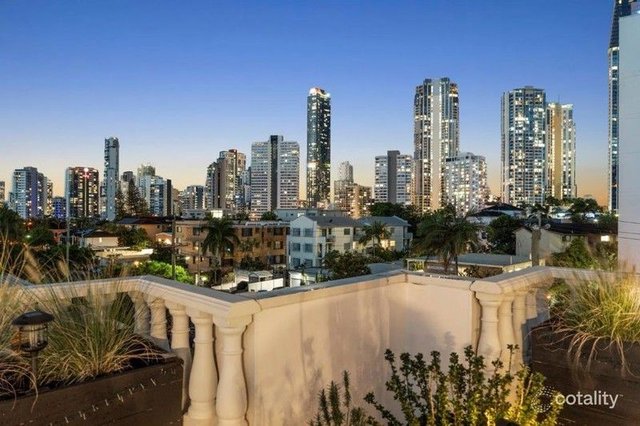 11/2 Stanhill Drive, QLD 4217