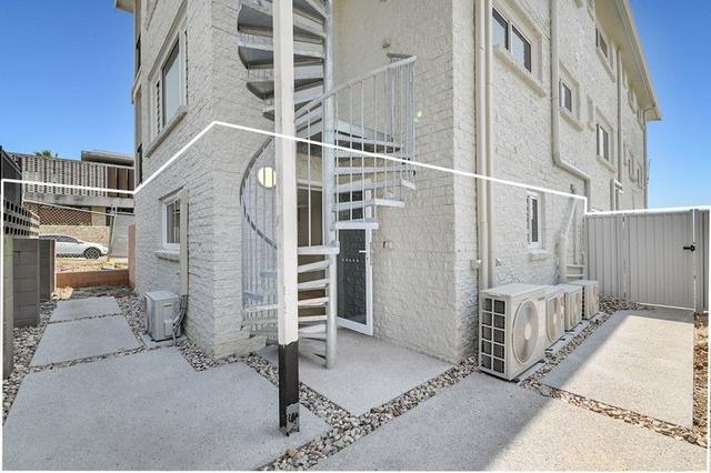 6/2 Surf  Street, QLD 4218