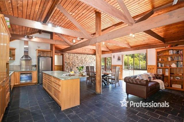 17 Forest Road, VIC 3799