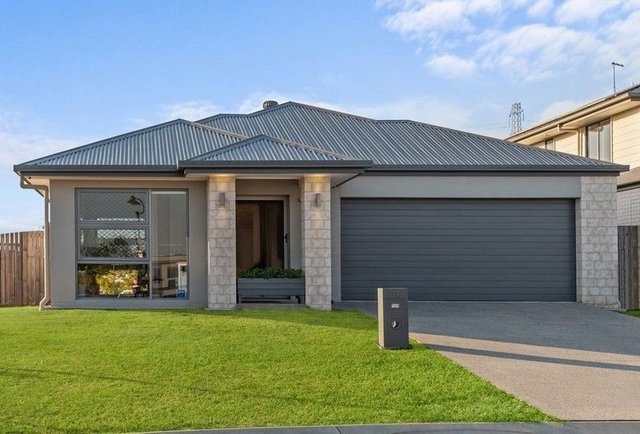 11 Amber Circuit, QLD 4306