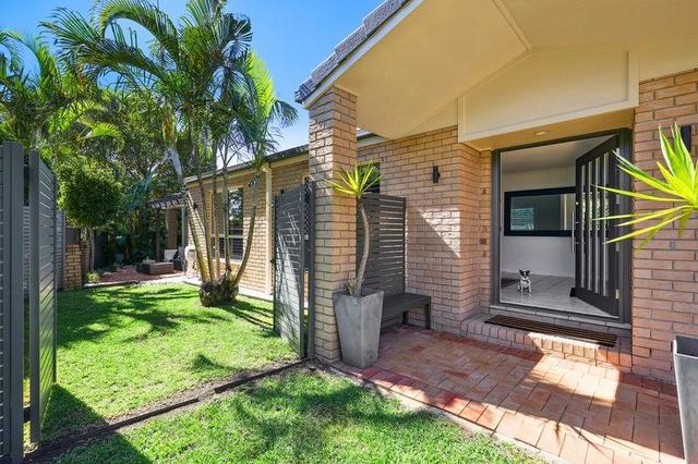 2 Flagstaff Place, QLD 4226
