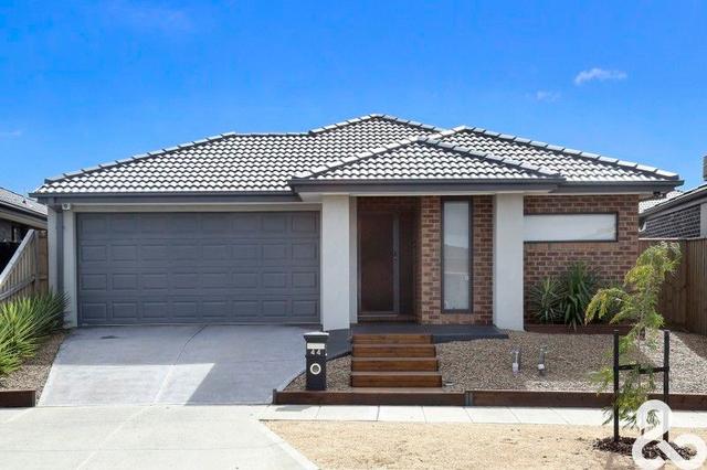 44 Strathalbyn Chase, VIC 3750