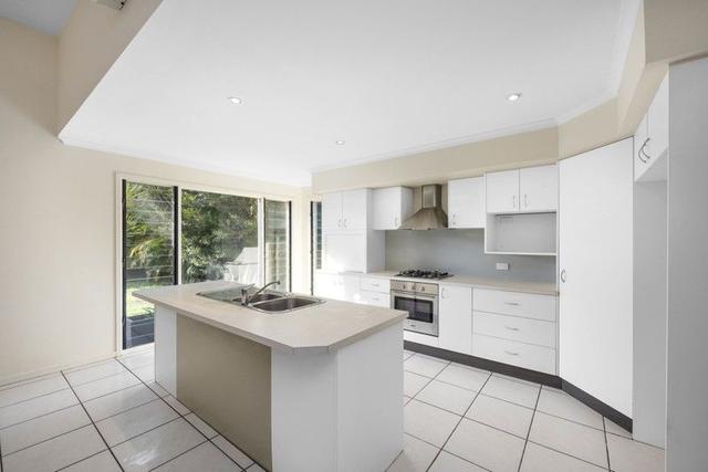 6 Windermere Way, QLD 4556