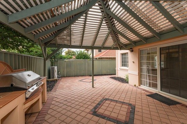 3/32 Renwick Street, WA 6151