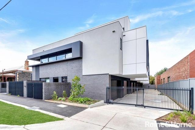 2/77 Hyde Street, VIC 3011