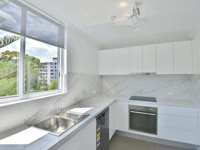 5B/6 Bligh Place, NSW 2031