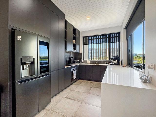 8/2 Mantra Esplanade, QLD 4575