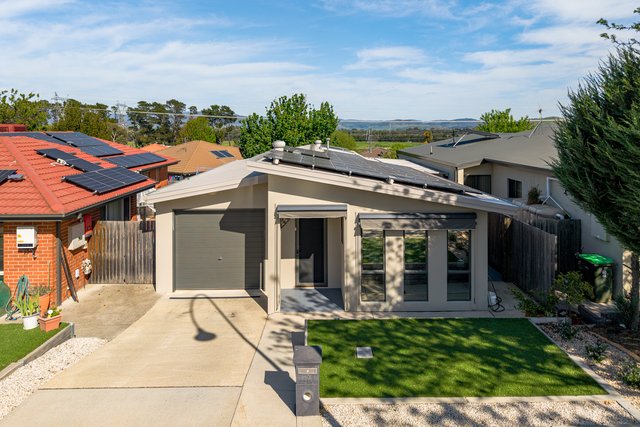43 Dagmar Berne Street, ACT 2615