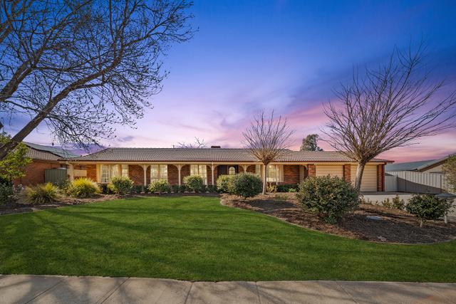 27 Clift Crescent, ACT 2905