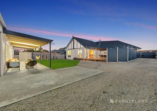 1 Northcliffe Road, VIC 3196