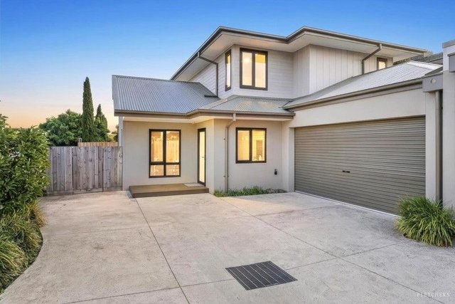 2/79 Junction Road, VIC 3131