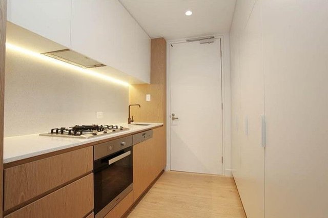 210/237 Napier Street, VIC 3065