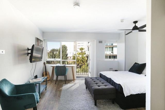 18/8 Wylde Street, NSW 2011