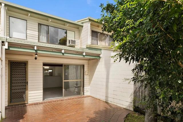 2/2 Movilla Street, QLD 4055