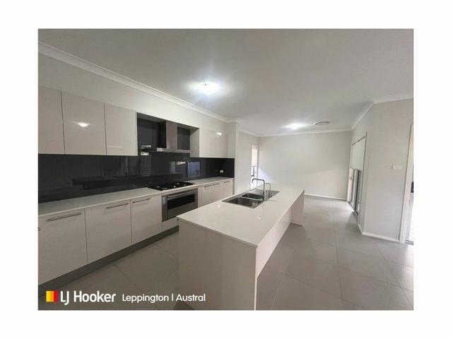 18 Winter Street, NSW 2565