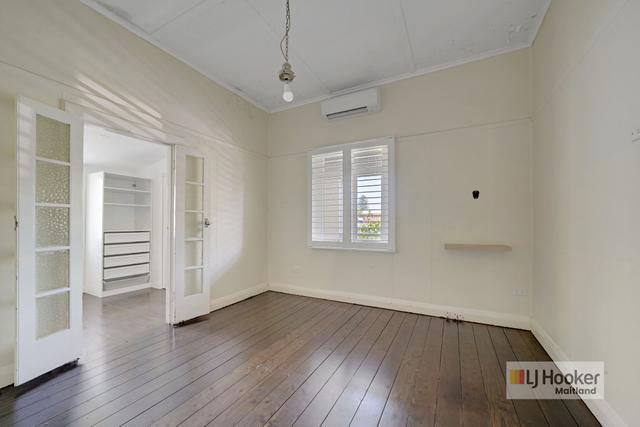 8 James Street, NSW 2320