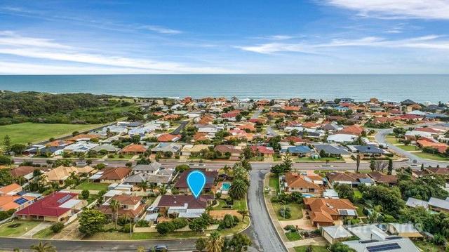 1 Oaklands Avenue, WA 6210