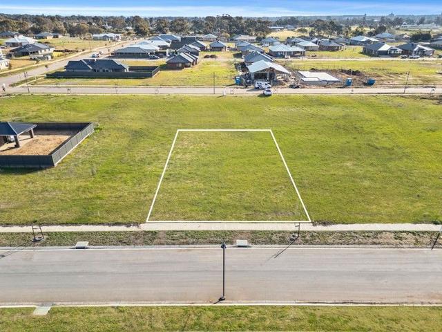 52 Clydesdale Loop, VIC 3730