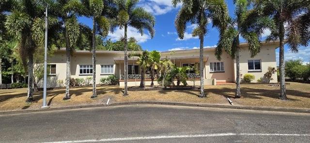 1 Chamberlain Street, QLD 4850