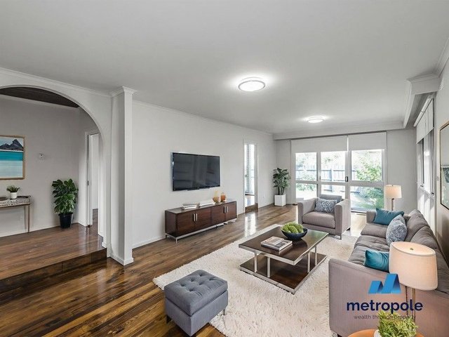 1/17 Coorigil Road, VIC 3163