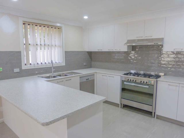 5 Yarraman Place, NSW 2763