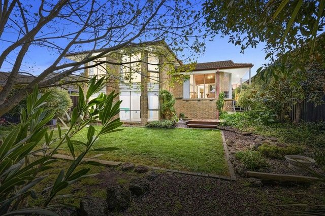 4 Krystal Glenn Gardens, VIC 3155