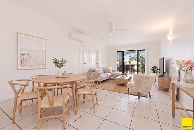 4/19-21 Pembroke Street, QLD 4870