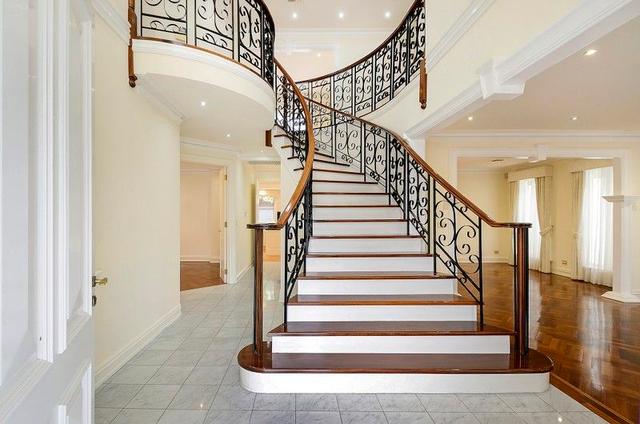 4 St James Park Drive, VIC 3186