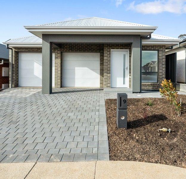 9 Tatarian Way, SA 5251