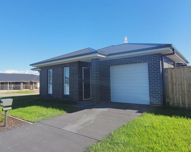 261 Settlers Boulevard, NSW 2322