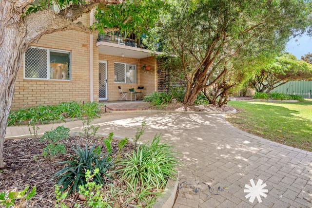 1/33 Point Walter Road, WA 6157