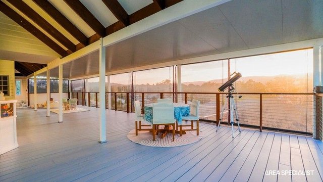 2 Carmel Close, QLD 4211