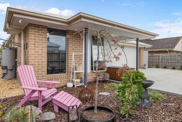 2/11 Parkes Street, VIC 3995