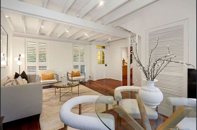 2/4 The Vaucluse, VIC 3121