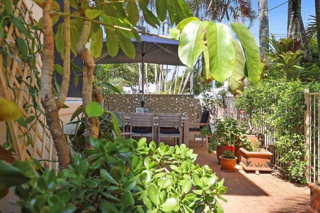 7/15 Santa Monica Road, QLD 4220