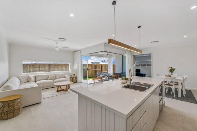 24 Myrtle Place, QLD 4551