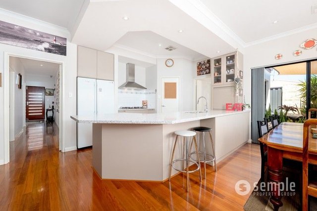 99B Cleopatra Street, WA 6157