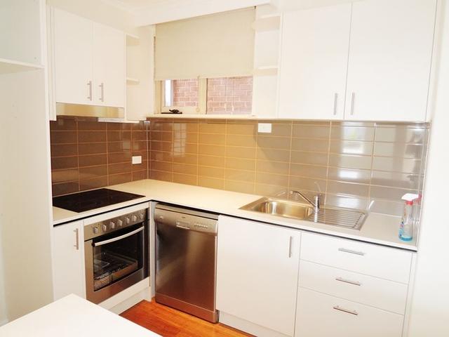 2/67 Alexandra Avenue, VIC 3141