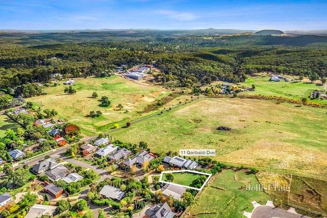 11 Garibaldi Drive, VIC 3460