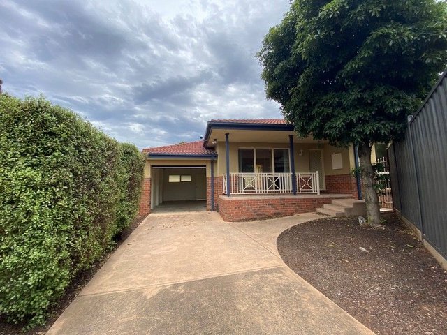 2/27 Ruby Street, VIC 3040