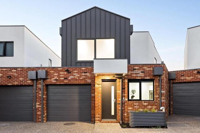 2/16 Glenview Court, VIC 3034