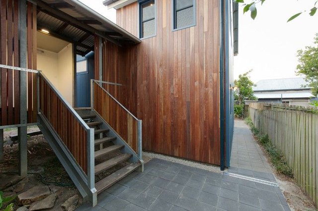 9 Guildford Street, QLD 4059