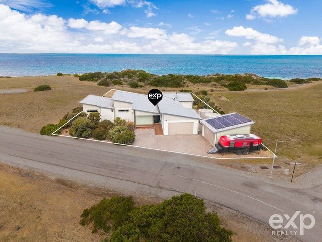 33-35 East  Parade, SA 5607