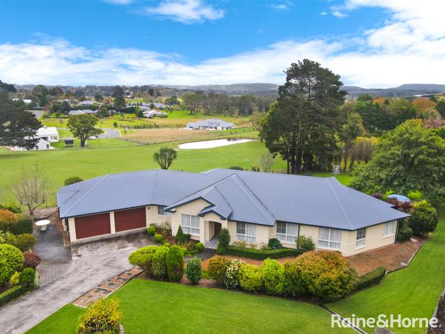 7 Old Oak Place, NSW 2577
