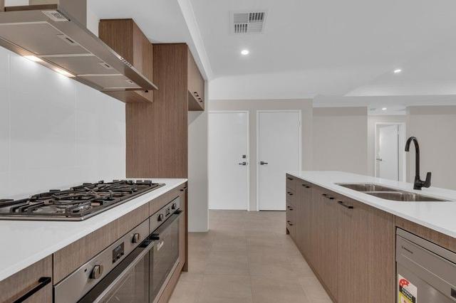 14 Sentosa Street, WA 6171