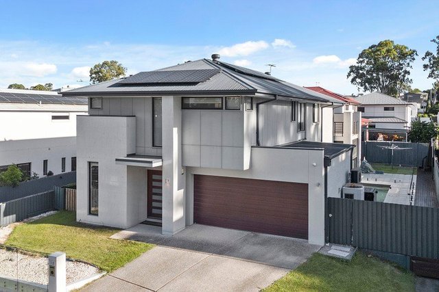 12 Sorbello Street, QLD 4035