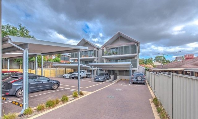 4/141 Railway Parade, WA 6050