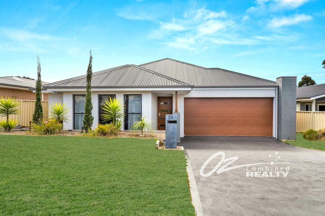27 Tahnee Street, NSW 2540