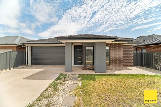 36 Namatjira Boulevard, VIC 3551