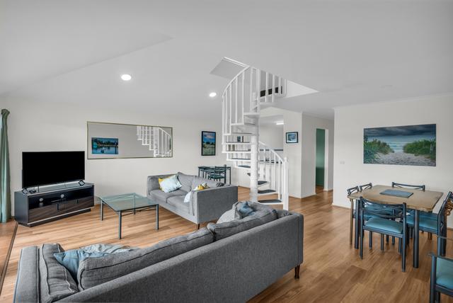 17/10-16 Marine Parade, NSW 2548